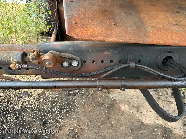 image for item OG9230 1987 Case 1680  combine