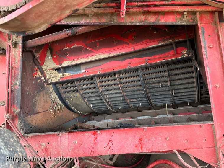 image for item OG9230 1987 Case 1680  combine