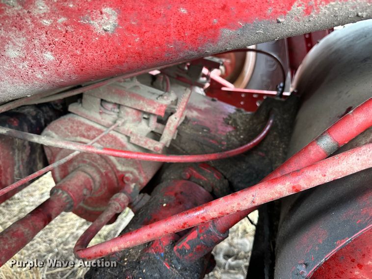 image for item OG9230 1987 Case 1680  combine