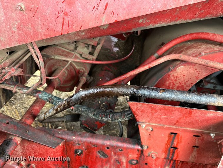 image for item OG9230 1987 Case 1680  combine