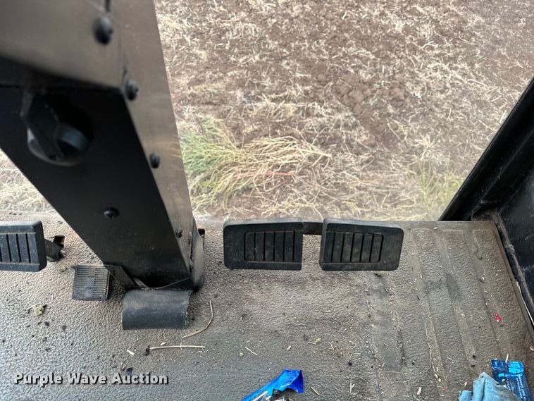 image for item OG9230 1987 Case 1680  combine