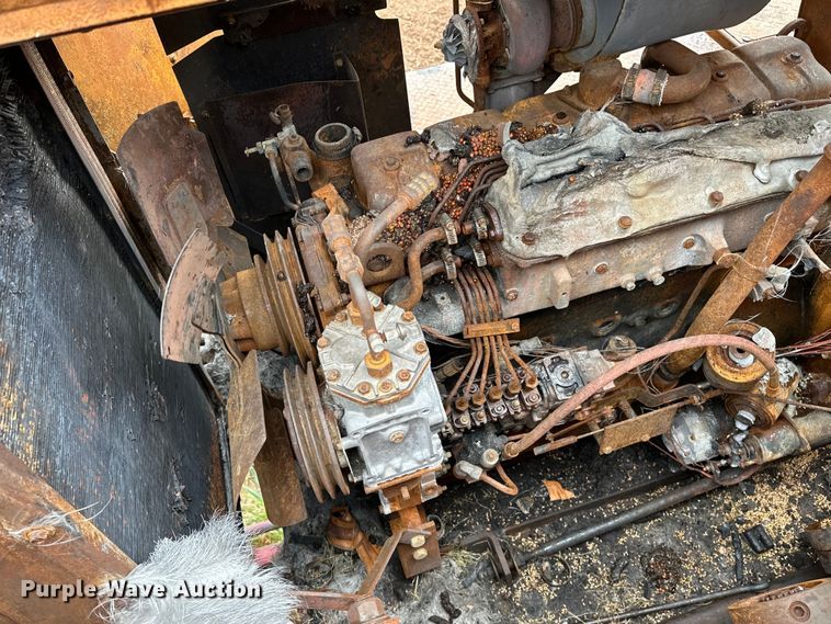 image for item OG9230 1987 Case 1680  combine