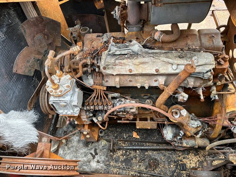 image for item OG9230 1987 Case 1680  combine