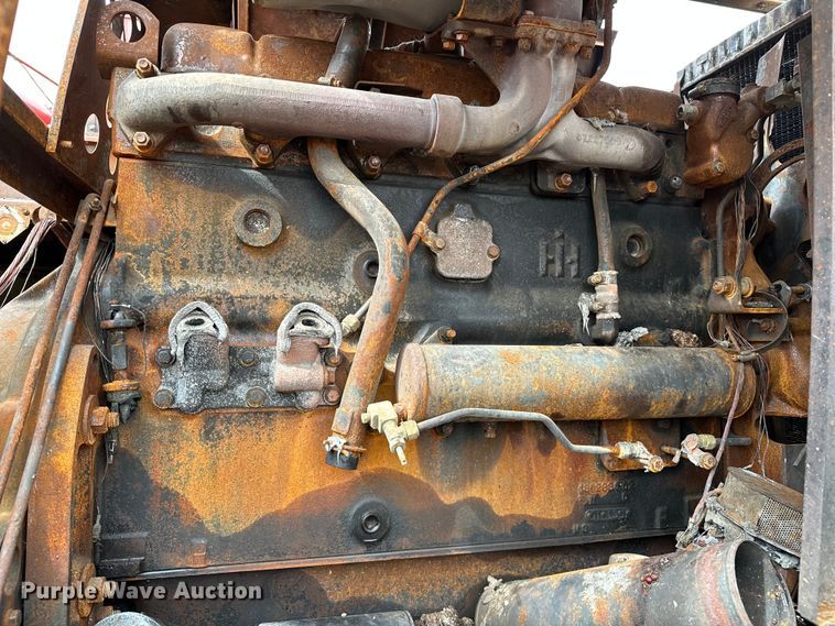 image for item OG9230 1987 Case 1680  combine