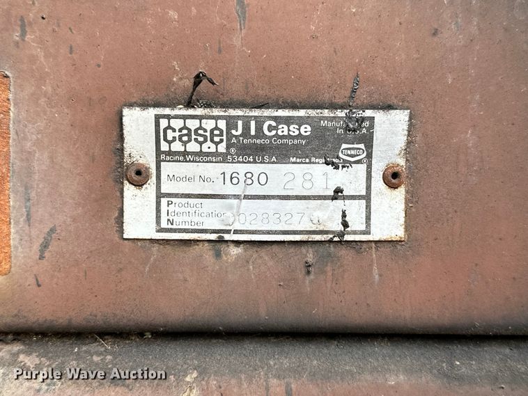 image for item OG9230 1987 Case 1680  combine