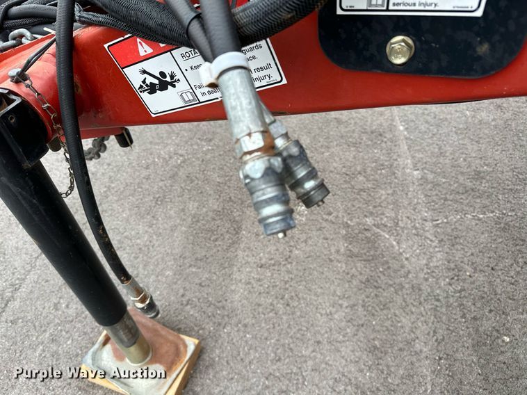 image for item OG9232 2013 New Holland  BR7090 round baler