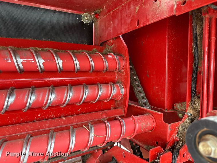 image for item OG9232 2013 New Holland  BR7090 round baler