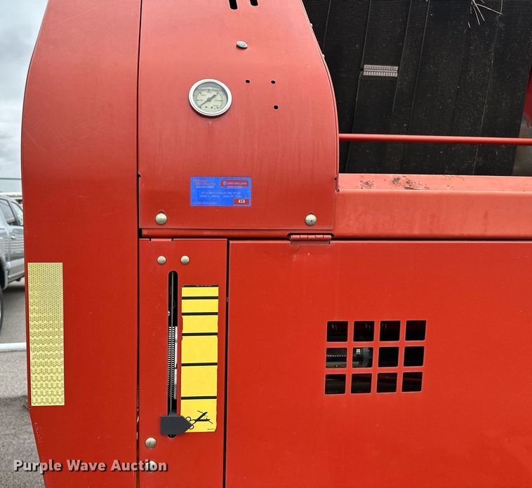 image for item OG9232 2013 New Holland  BR7090 round baler