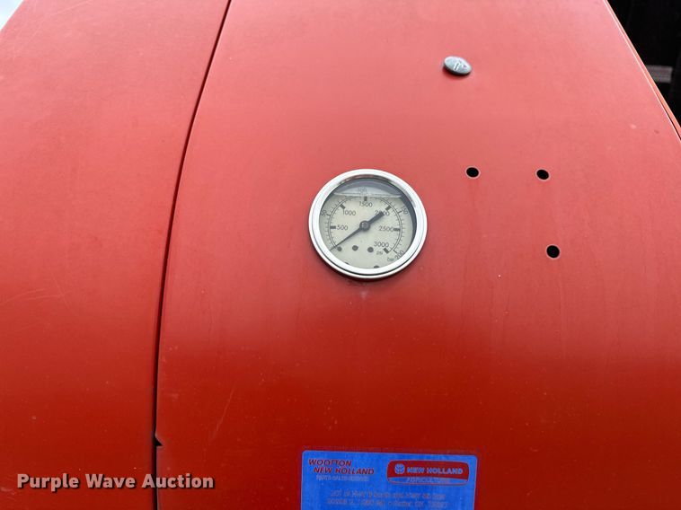 image for item OG9232 2013 New Holland  BR7090 round baler