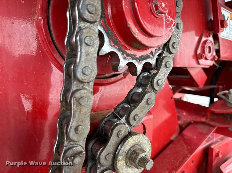 image for item OG9232 2013 New Holland  BR7090 round baler