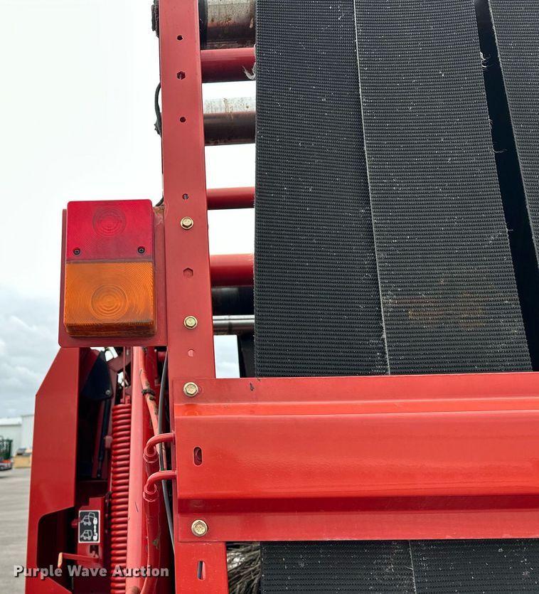 image for item OG9232 2013 New Holland  BR7090 round baler