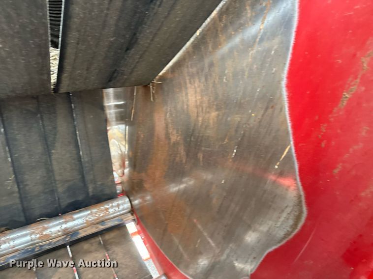 image for item OG9232 2013 New Holland  BR7090 round baler