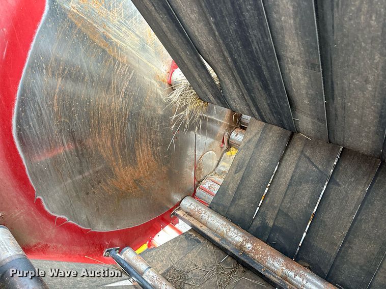 image for item OG9232 2013 New Holland  BR7090 round baler