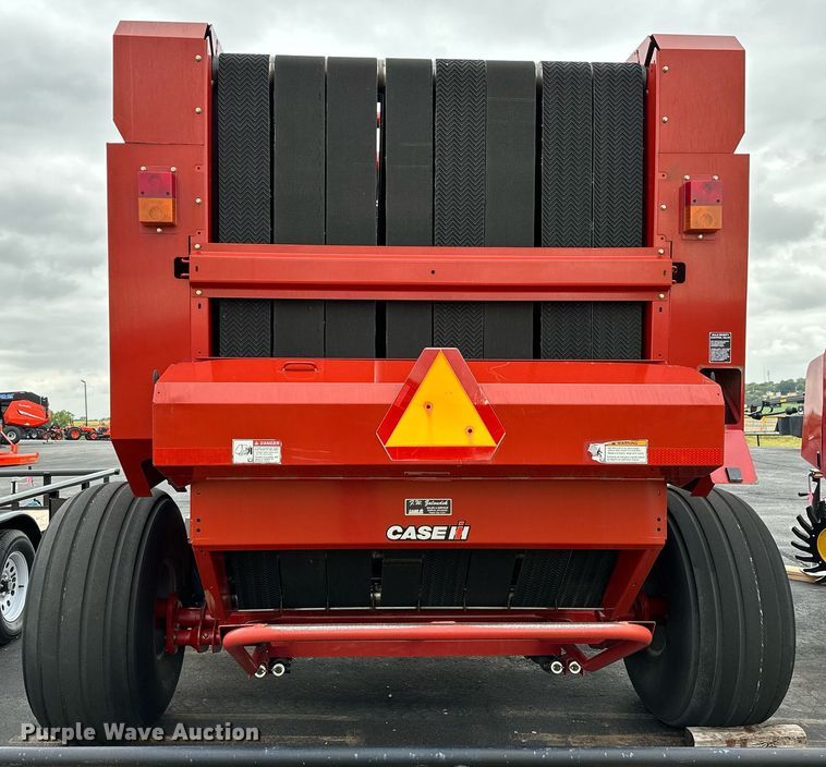 image for item OG9233 2013 Case RB564 round baler