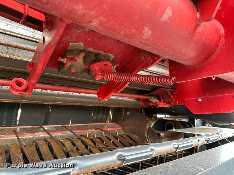 image for item OG9233 2013 Case RB564 round baler