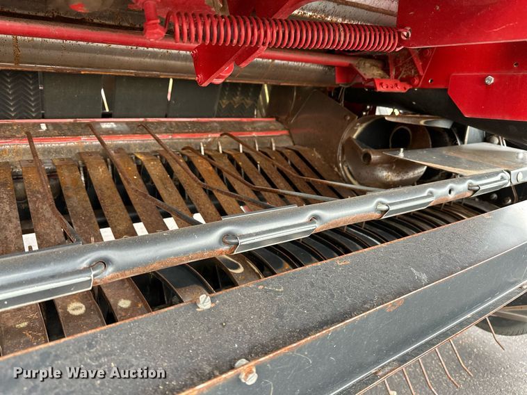 image for item OG9233 2013 Case RB564 round baler