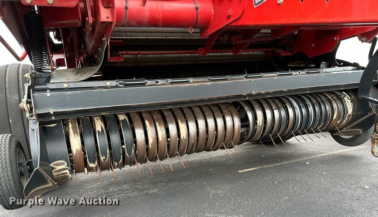 image for item OG9233 2013 Case RB564 round baler