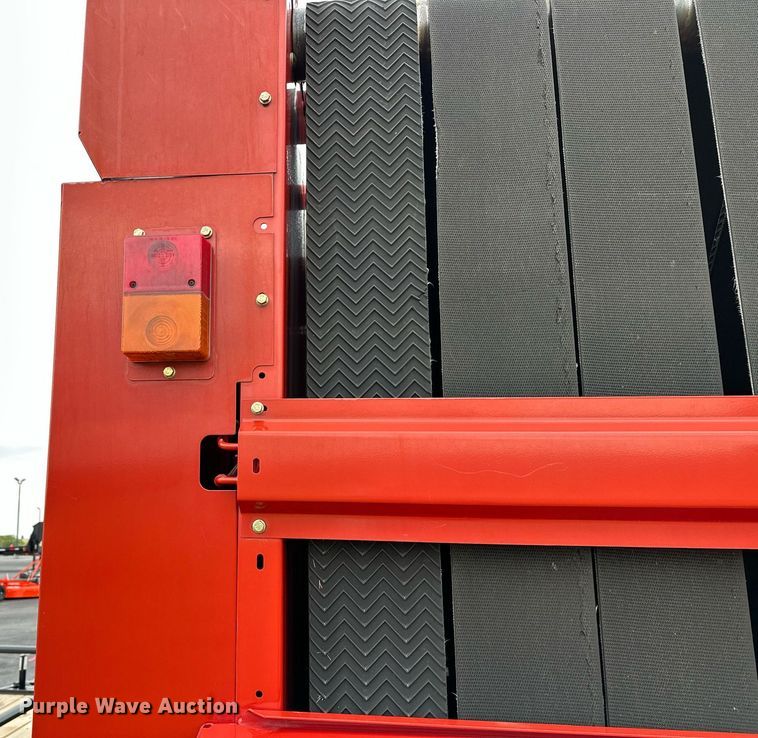 image for item OG9233 2013 Case RB564 round baler