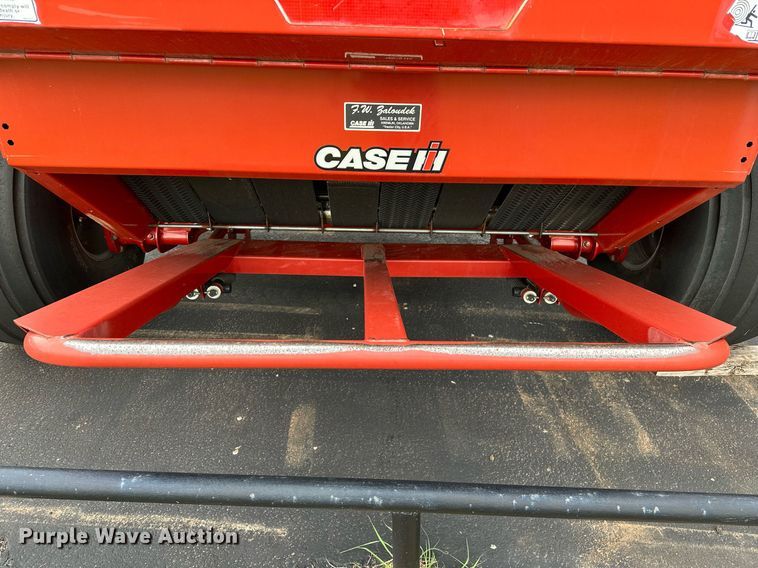 image for item OG9233 2013 Case RB564 round baler