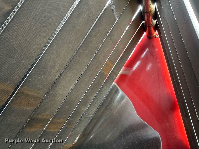 image for item OG9233 2013 Case RB564 round baler