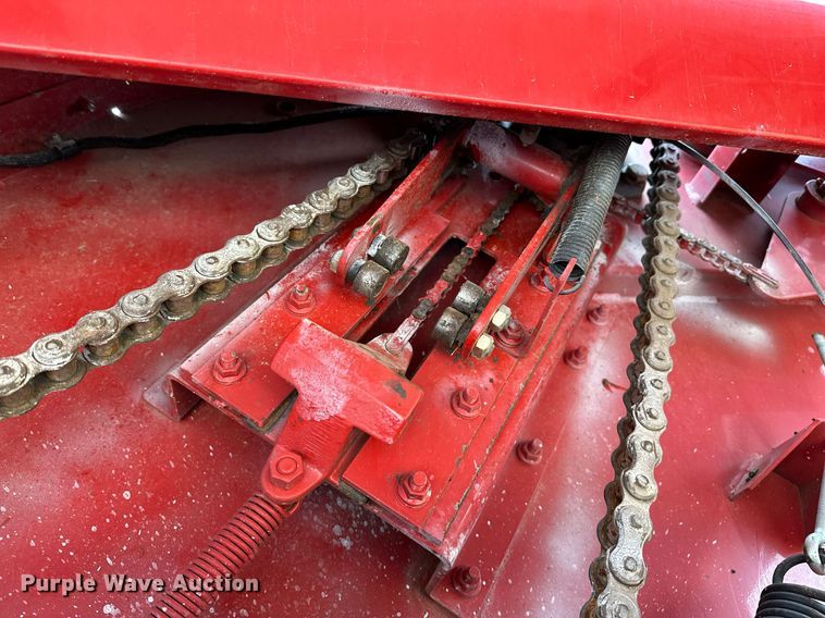 image for item OG9233 2013 Case RB564 round baler