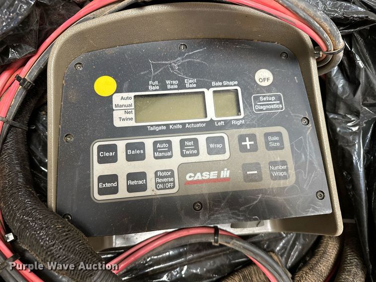 image for item OG9233 2013 Case RB564 round baler