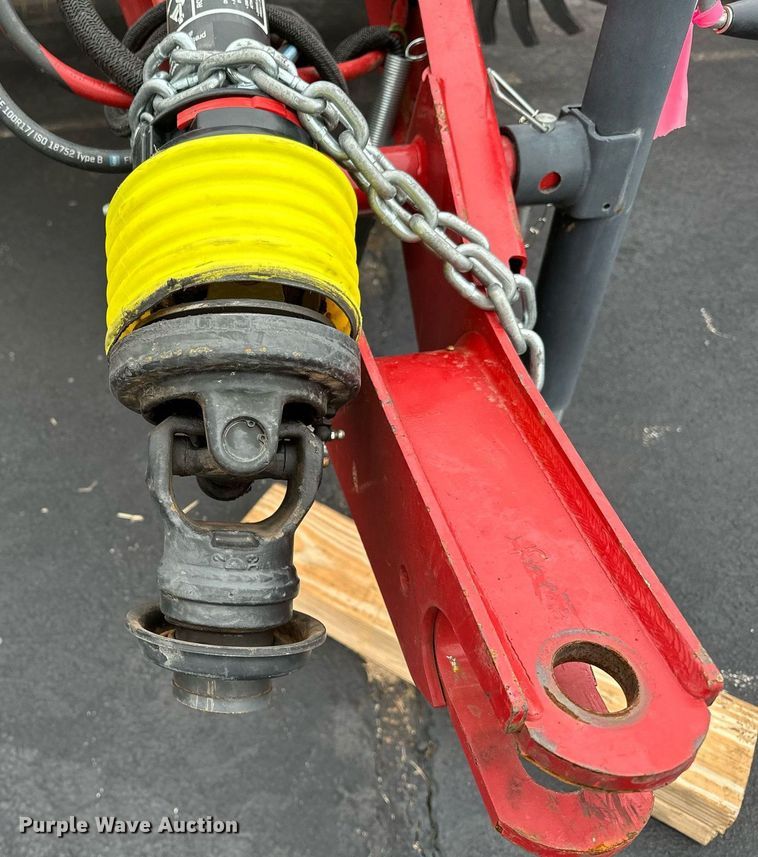 image for item OG9234 2021 New Holland  Roll Belt 450 round baler