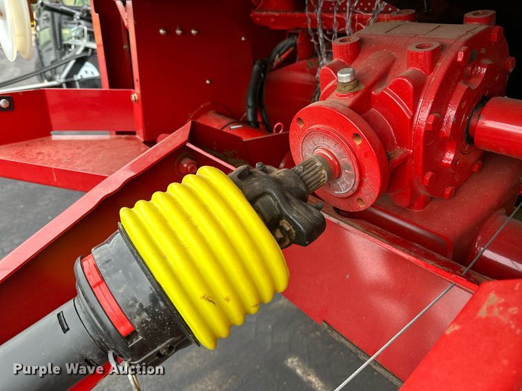 image for item OG9234 2021 New Holland  Roll Belt 450 round baler