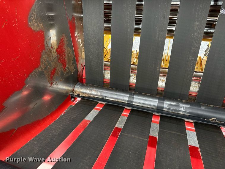 image for item OG9234 2021 New Holland  Roll Belt 450 round baler