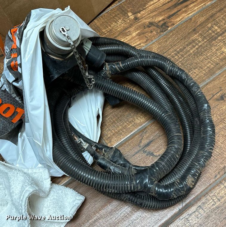 image for item OG9234 2021 New Holland  Roll Belt 450 round baler