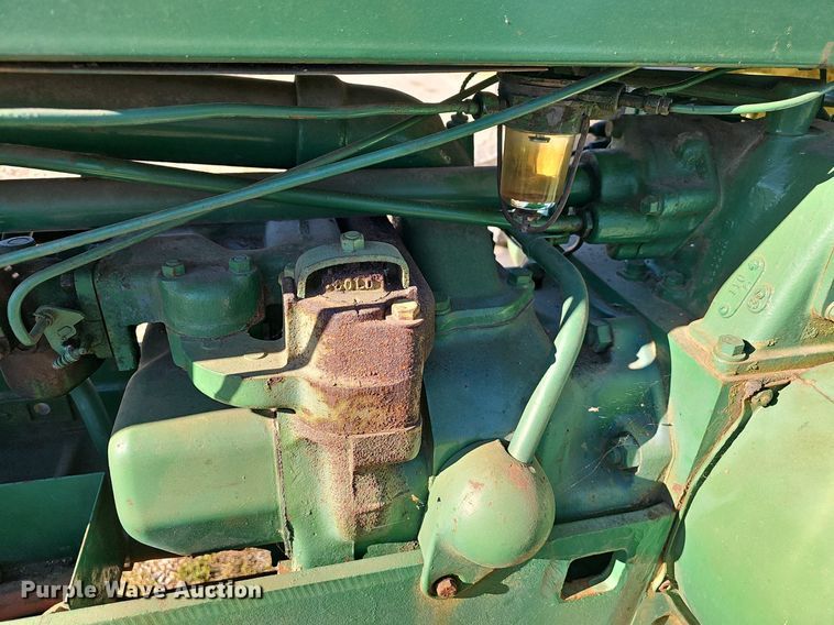 image for item OG9322 1953 John Deere 50  tractor