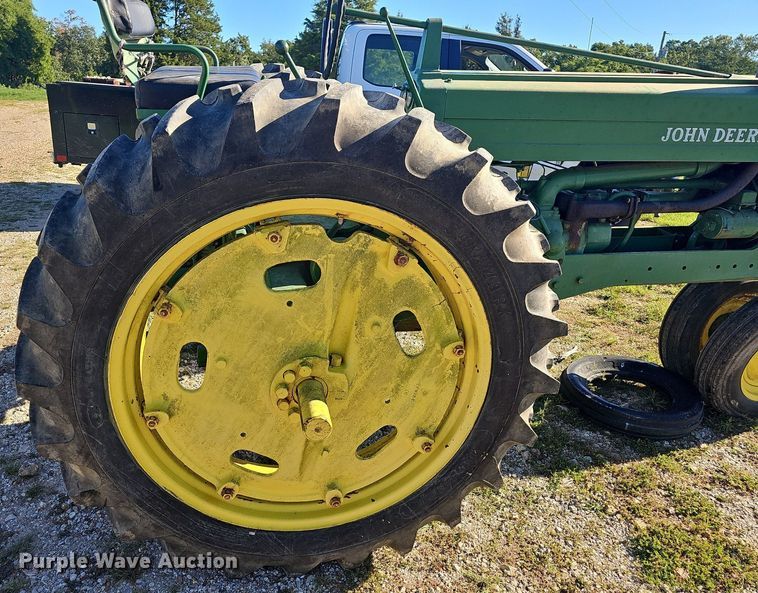 image for item OG9322 1953 John Deere 50  tractor