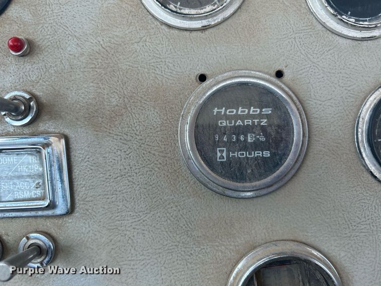 image for item DJ6311 1994 Ford LTLS9000  semi truck