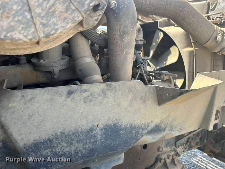 image for item DJ6311 1994 Ford LTLS9000  semi truck