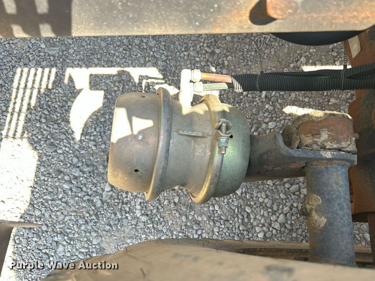 image for item DJ6311 1994 Ford LTLS9000  semi truck