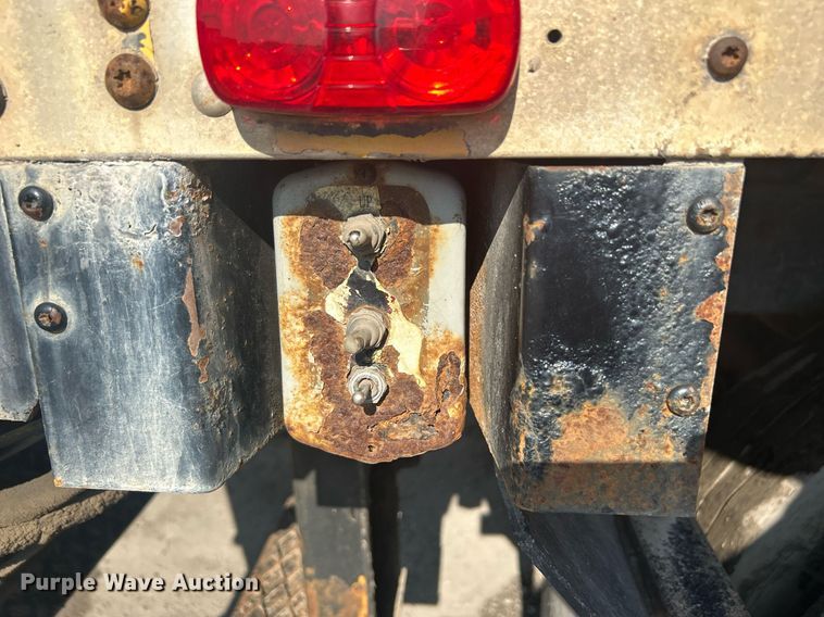 image for item DJ6326 1994 Dorsey  dry van trailer