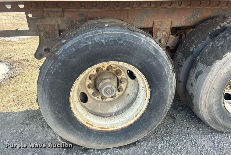 image for item DJ6326 1994 Dorsey  dry van trailer