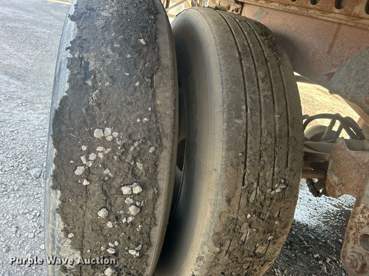 image for item DJ6326 1994 Dorsey  dry van trailer