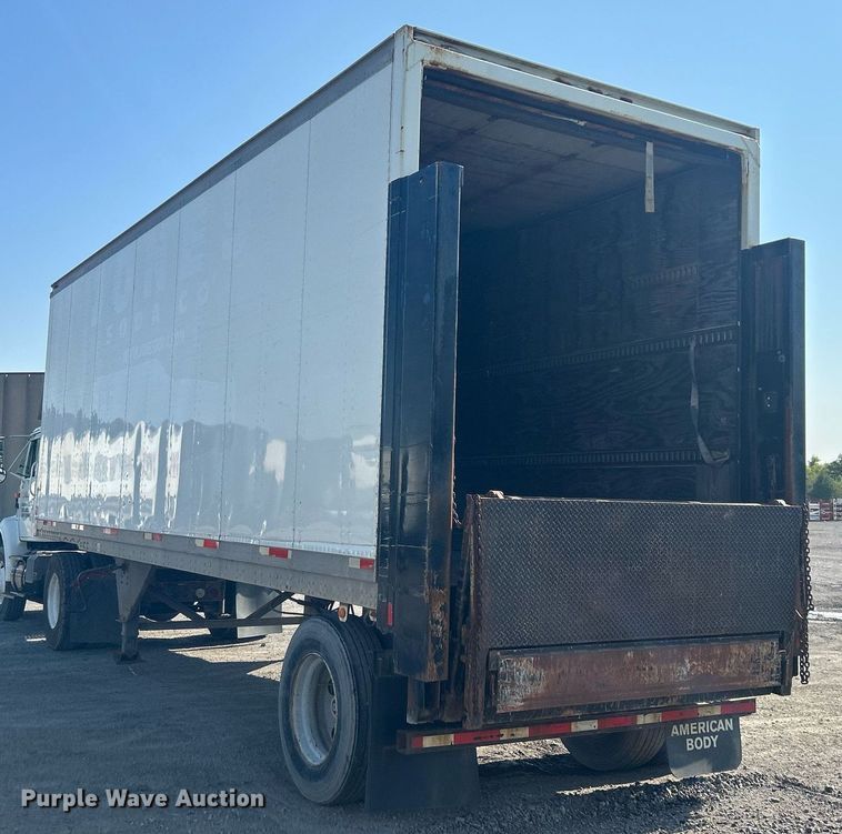 image for item DJ6327 1998 Hyundai VI2280151FJPR  dry van trailer