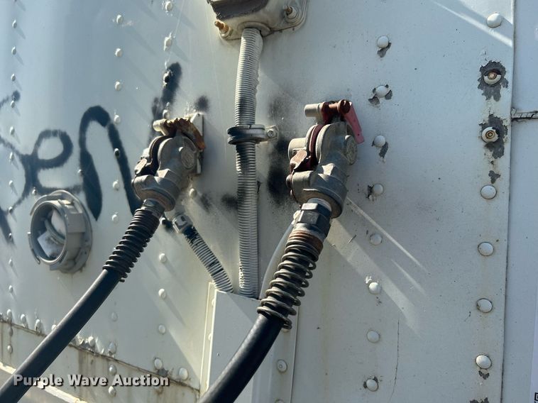 image for item DJ6327 1998 Hyundai VI2280151FJPR  dry van trailer