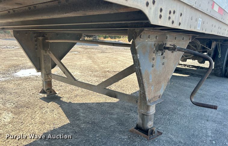 image for item DJ6327 1998 Hyundai VI2280151FJPR  dry van trailer