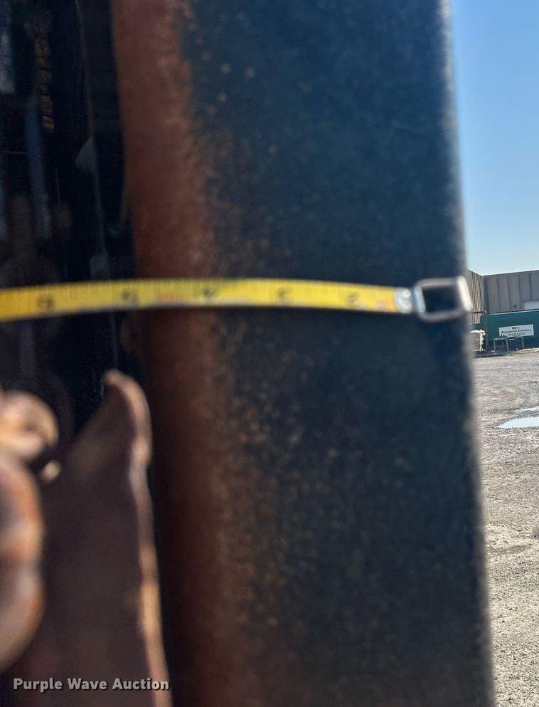 image for item DJ6327 1998 Hyundai VI2280151FJPR  dry van trailer