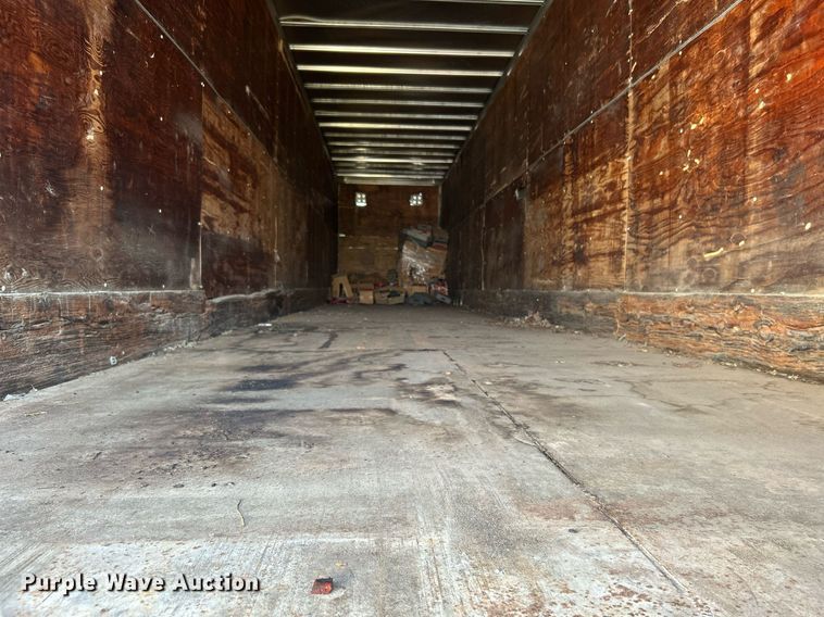 image for item DJ6328 1983 Trailmobile 011A-1SAX  dry van trailer