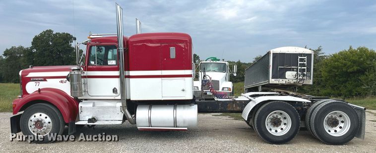 image for item DP2056 1979 Kenworth W900A  semi truck