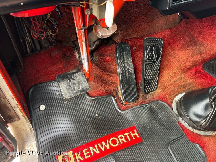 image for item DP2056 1979 Kenworth W900A  semi truck