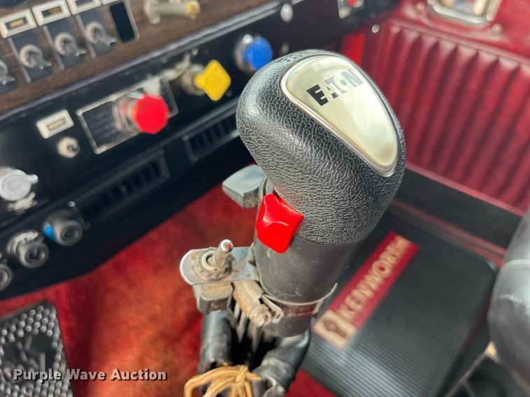 image for item DP2056 1979 Kenworth W900A  semi truck