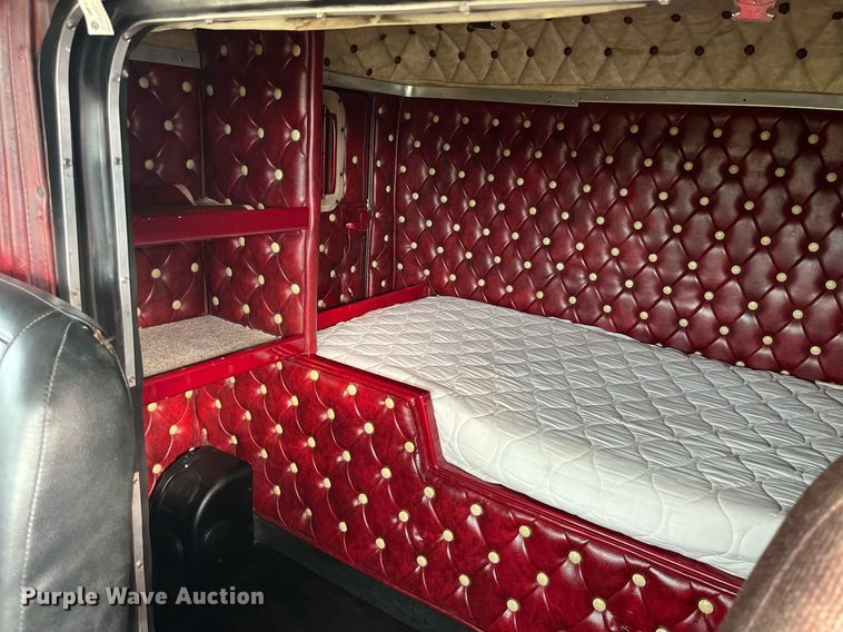 image for item DP2056 1979 Kenworth W900A  semi truck