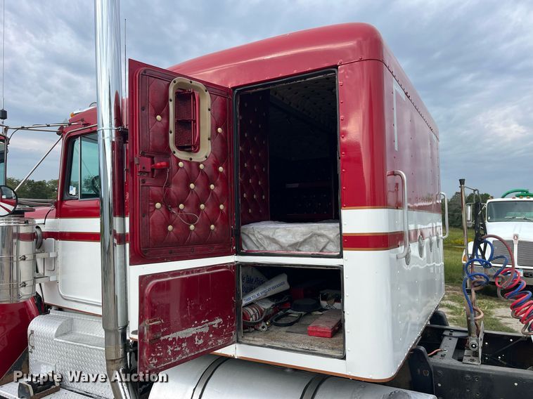 image for item DP2056 1979 Kenworth W900A  semi truck