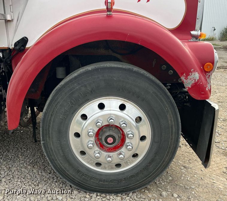 image for item DP2056 1979 Kenworth W900A  semi truck