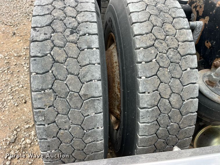 image for item DP2056 1979 Kenworth W900A  semi truck